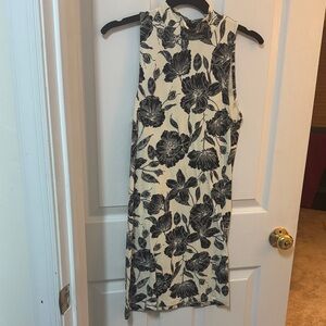 Floral Sleeveless Dress - Black and Cream